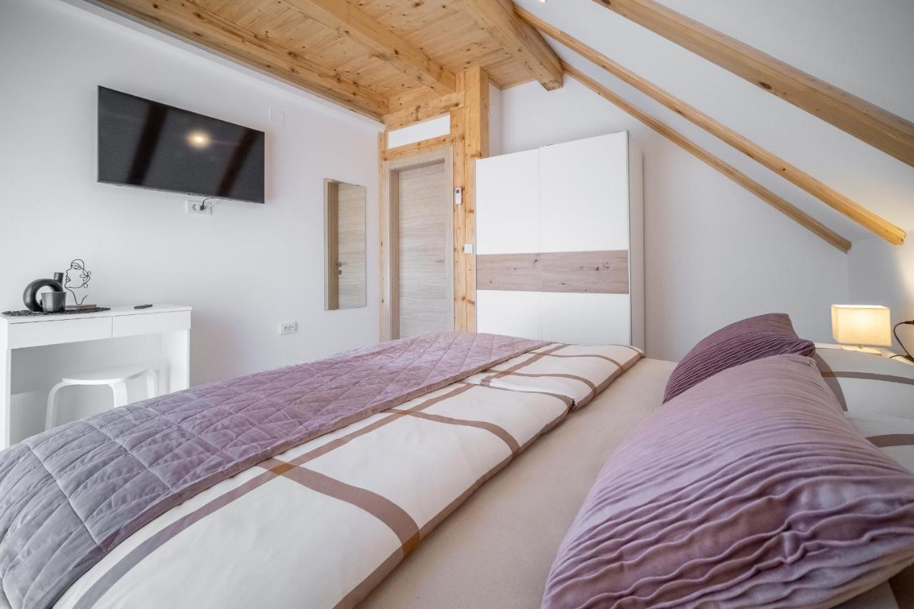 Villa Nesa - Beautiful Guest House At Continental Croatia With Outdoor Swimming Pool, Sauna And 3 Bedrooms Plaški Екстериор снимка