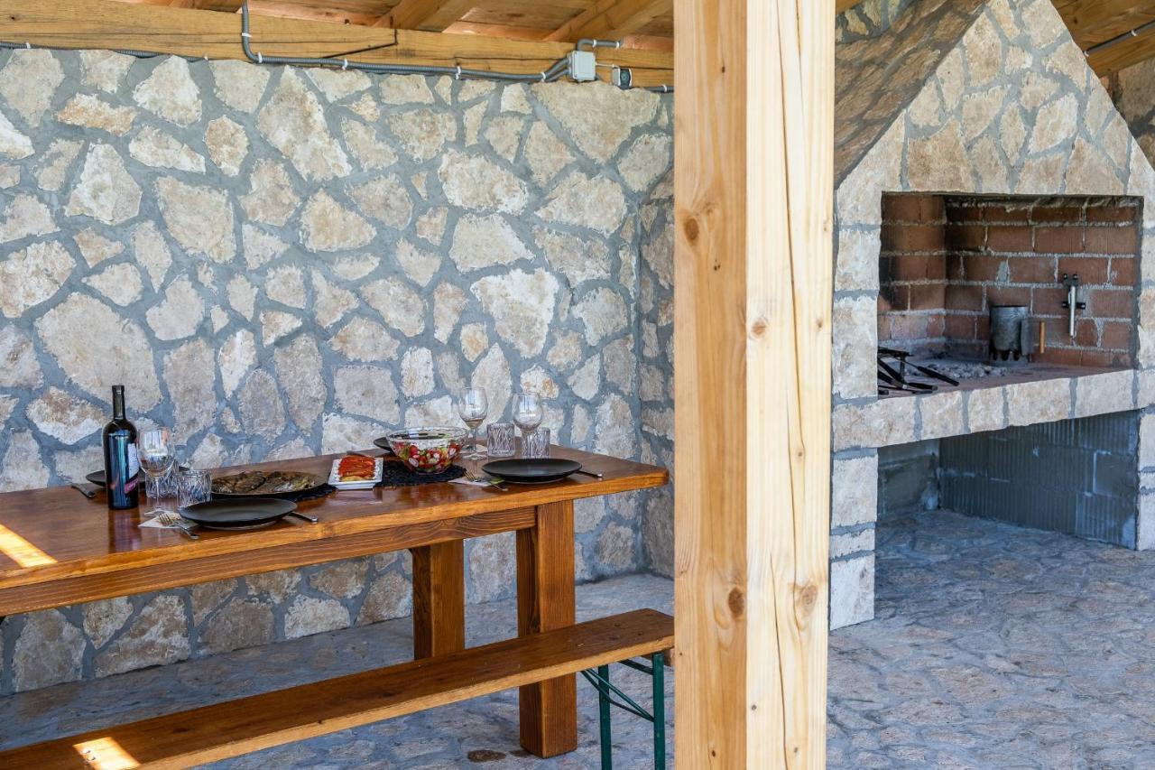 Villa Nesa - Beautiful Guest House At Continental Croatia With Outdoor Swimming Pool, Sauna And 3 Bedrooms Plaški Екстериор снимка